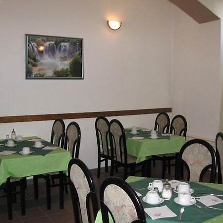 Hotel Veli Joze 풀라 외부 사진