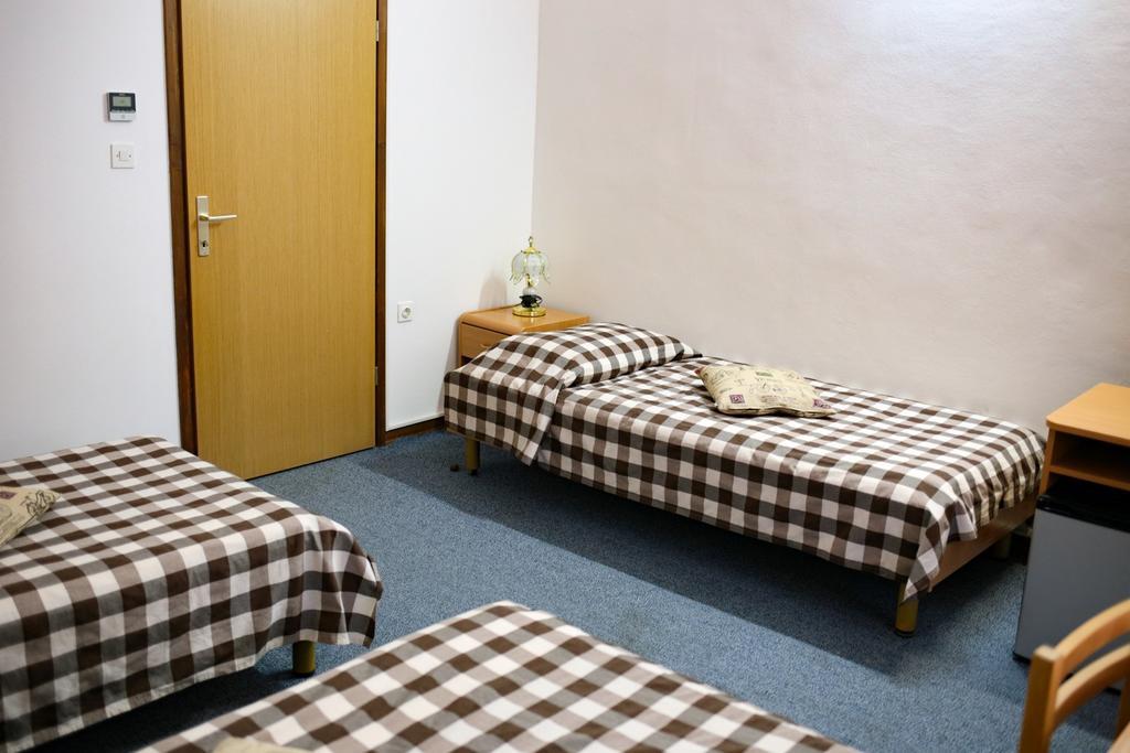 Hotel Veli Joze 풀라 외부 사진